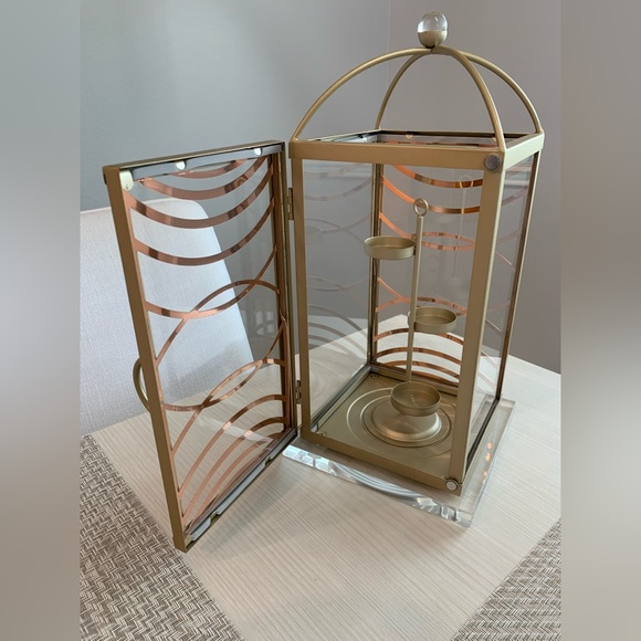 LIKE NEW Partylite “Curved Lines” Lantern - Small - Picture 8 of 8